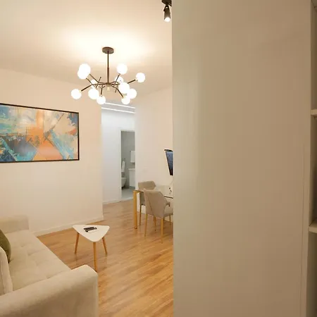 Miku Apartment-stunning At Taiwan Apartment