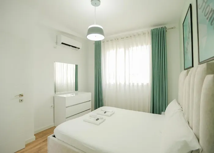 Miku Apartment-stunning At Taiwan * 地拉那